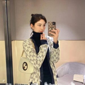 [국내배송]구찌-GUCCI 여성용 V넥 울 가디건 스웨터-12382