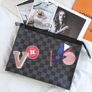 [국내배송]루이비통 한정판 아메리카컵 패치로고 파우치 클러치백