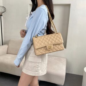 [국내배송]샤넬 클래식 크로스백 베이지금장 미러급