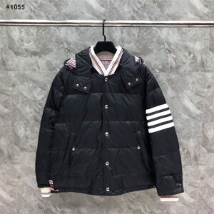 [국내배송]톰브라운 다운필드 매르 나일론 4바 보머 자켓