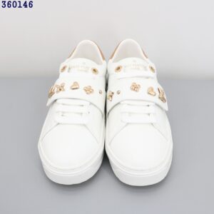 [국내배송]루이비통 타임 아웃 스니커즈 화이트