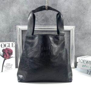 [국내배송]미우미우 로고 나파 호보백