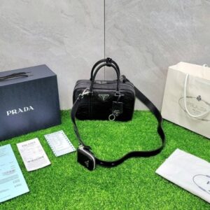 [국내배송]프라다 엔틱 나파 레더 토트백 미러급