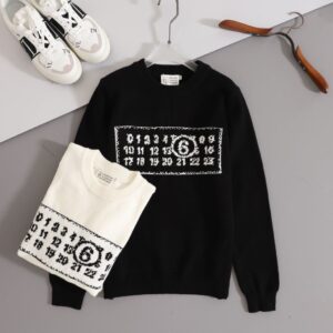[국내배송]메종마르지엘라 [ M*isonmargiela ] 수입 MM6 넘버링 스웨터