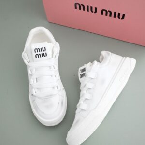 [국내배송]미우미우 [MIU MIU] 여성 가죽 스니커즈