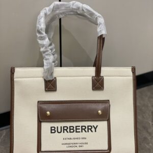 [국내배송]버버리 백