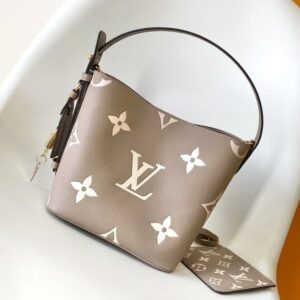 [국내배송]루이비통 올 인 BB M13045