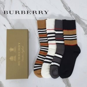 [국내배송]버버리 양말 Socks