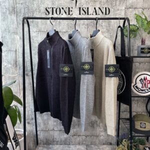 [국내배송]스톤아일랜드 베이직 집업 니트