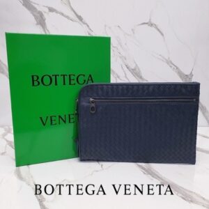 [국내배송]보테가 베네타 인트레치아토 클러치
