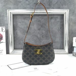 [국내배송]셀린느 미디엄 틸리백 – 트리옹프 캔버스 & 카프스킨