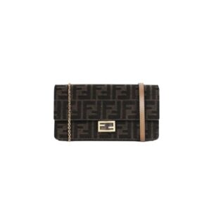 [프리미엄/해외배송]펜디 바게트 체인 WOC(브라운/자카드)